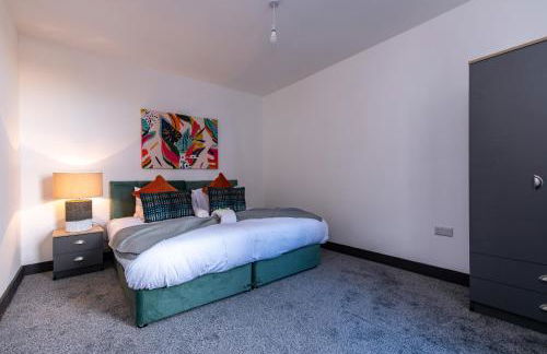Victoria Apartments Stylish 3BR in Hartlepool - Photo 37