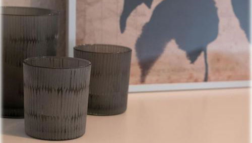 Altbaucharme! 2Zimmer, zentral und 24h Check-in - Foto 2