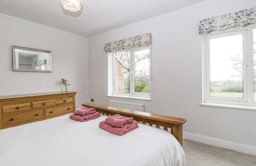 Orchard House - Photo 19