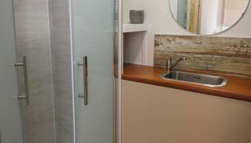 L'Ancienne Colonie - maison conviviale au bord de la Gazeille - 8 pers - Foto 2, Shower