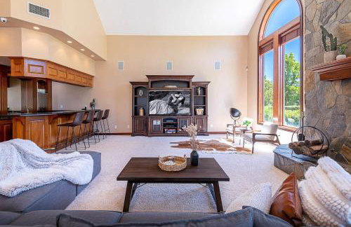 The Oaktree Estate by Fieldtrip 7 Acre Private Resort with Lake Pool Vineyard - Foto 20