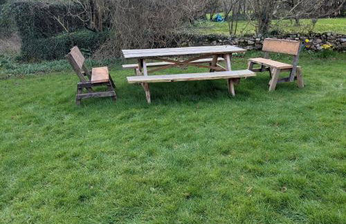 The Farmhouse - Photo 3