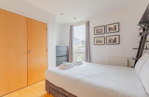 3BD Canalside Flat in De Beauvoir Town - Foto 58