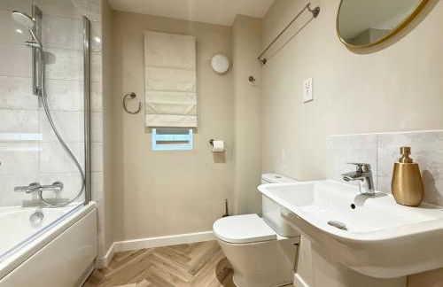 Five Star Home - Walk to Alcester, 15 mins to Stratford - Foto 22