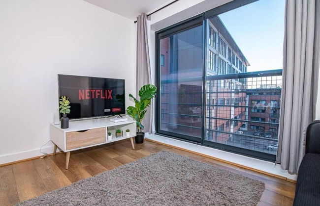 2br-sleeps6-wifi-smarttv-o2academy-ws87 - Foto 7