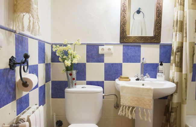 Mountain Getaway in Laroya - Photo 15