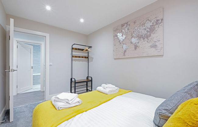 Crown Place 2 & 3 Bedroom Luxury Apts - Foto 65