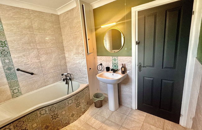 Peveril House, Spacious Eco-friendly Holiday Home - Foto 13