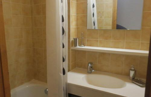 Appartement cocooning pour 4 avec balcon et garage à Châtel - FR-1-198-196 - Foto 7