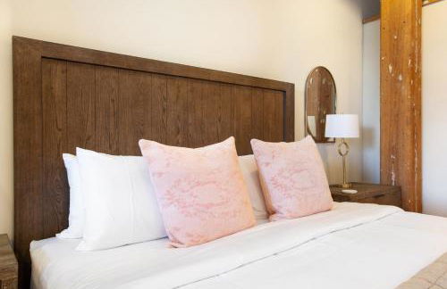 Dollys Downtown Loft Knoxville - Photo 16