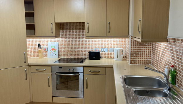 Spacious 2 Bed Apartment in Birmingham - Foto 3, Cocina privada