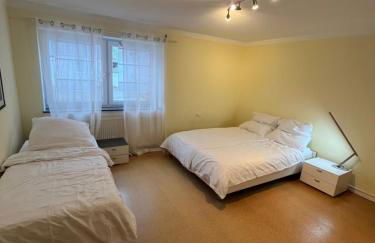 Ferienwohnung Nähe Autobahn Ruhige Lage für Familien & Monteure - Foto 25