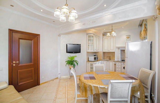 ApartExpo on Pobedy Square 1B - Foto 8