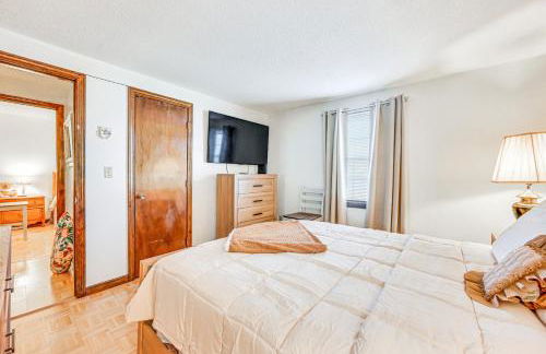 Vintage Windsor Home Private Yard and Covered Deck - Foto 17