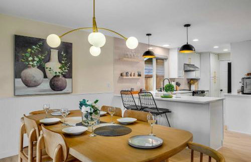 Serene Sunlit Retreat - Remodeled with EV charging and AC - Foto 22