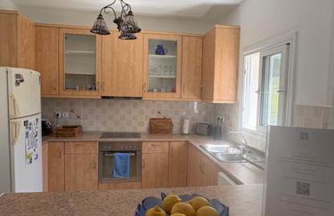 Villa Zola with Views - Photo 10