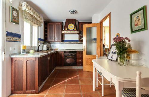 Charming villa in Sanlúcar de Barrameda with private pool - Photo 9