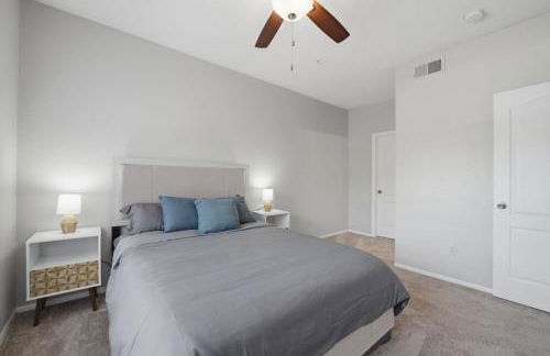 2BR with Resort-Style Amenities - Foto 10