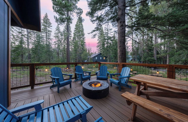 Minutes to Skiing & Lake Hot Tub, Fire Pit, Deck Indigo Owl by Avantstay - Foto 55