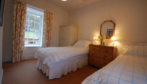 Stable House - Photo 5