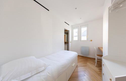 Le Marais - Iconic Penthouse with Balcony - Foto 40