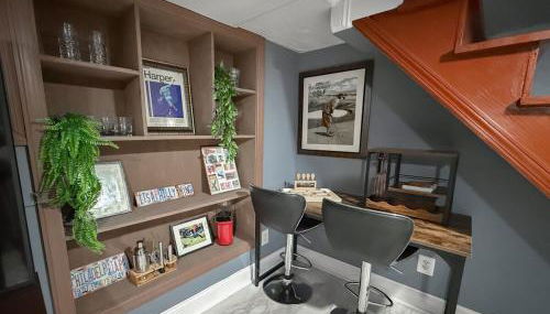 South Philly Retreat with Movie Nights and Backyard BBQ - Foto 4, minibar