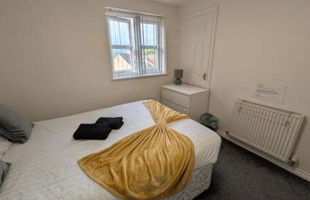 Large Modern House with Private Parking - Foto 150