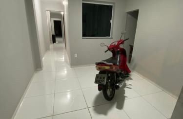 Ap de 2 quartos com ar e Wi-Fi - Foto 18