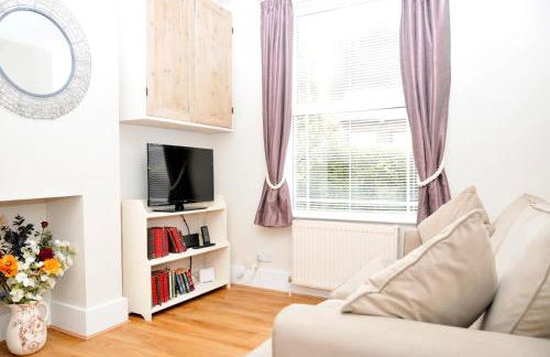 Little Lane - Photo 3