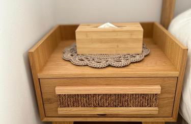 L A Boutique Suites with Private Hot Tub - Photo 67