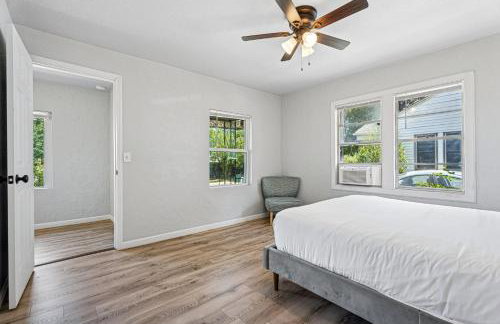 6BR Home Kitchen Laundry Sleeps 12 #60 - Foto 15