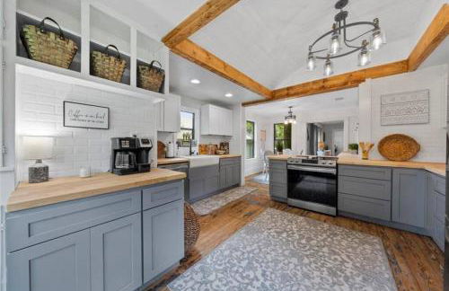 The Pinewood House - Photo 9