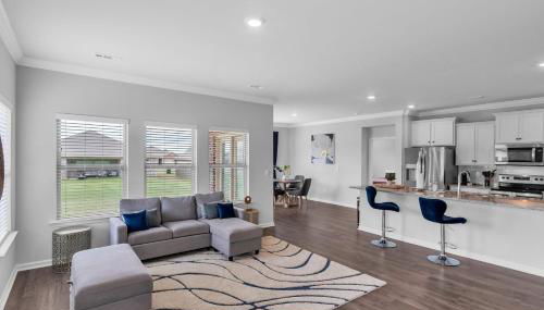 Charming 4BR Ranch-Style Home - Corner Lot home - Foto 2