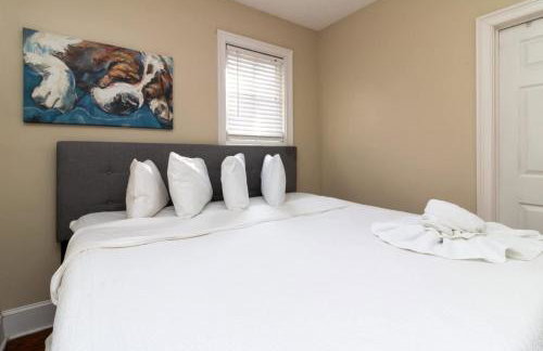 The Broadway Bungalow Walk to Riverwalk Dining! - Foto 26