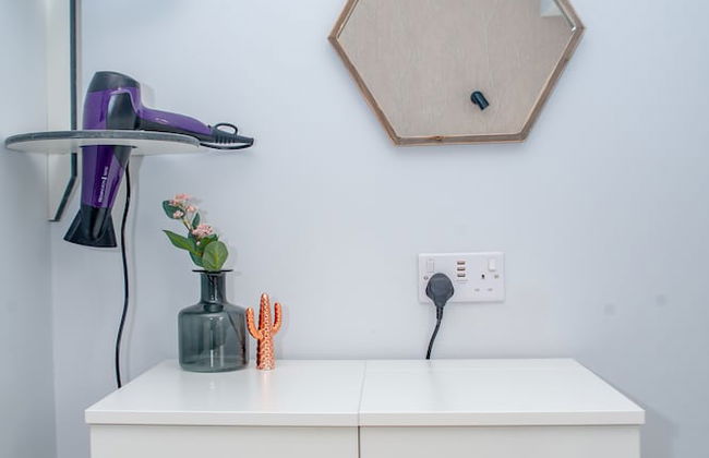 Design Suites Lytham - Photo 3