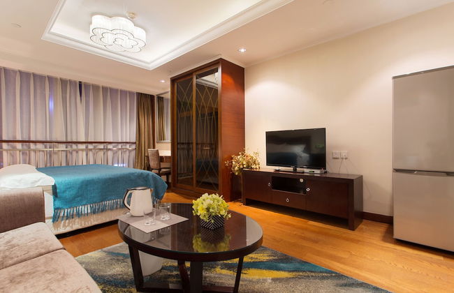 Qingdao Jinshan We Holiday Apt Wusi - Photo 18