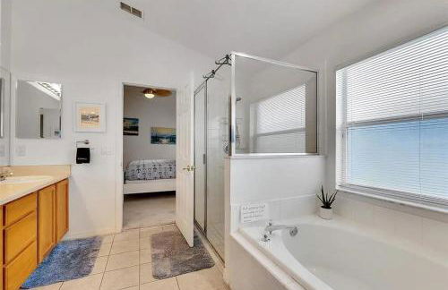 5BR 4BA Near Disney, Pool, Sauna, Pets Allowed - Foto 25