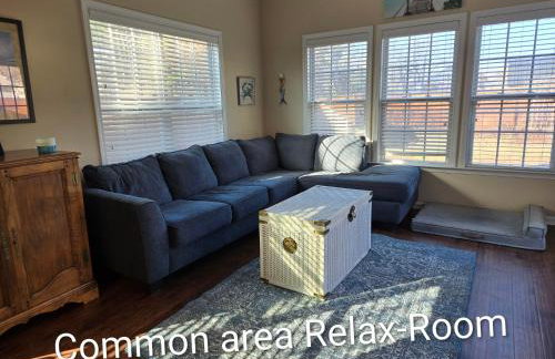 Private Master Suite for Solo Travelers w special rates extended stays - Foto 46