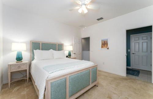 Modern 5BD, 4BA pool home in a golf resort community of Providence - Foto 27