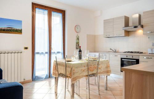 GuestHost - Casa del Giardino Apt with Shared Patio - Photo 15