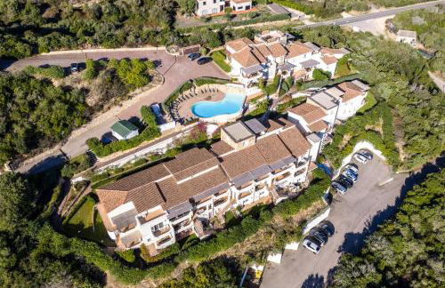 ISA-Residence with swimming-pool just 4 km from Baja Sardinia, apartments with outdoor private space and air conditioning - Foto 21