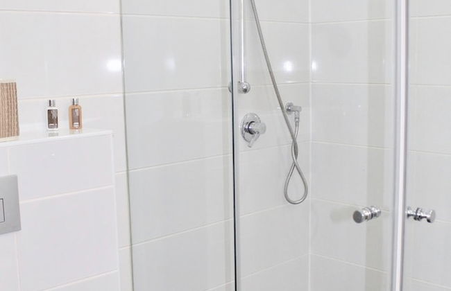 Stunning Duplex Near the Sea - Photo 13