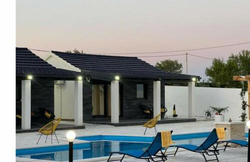 Unique Villa V with pool - Foto 15