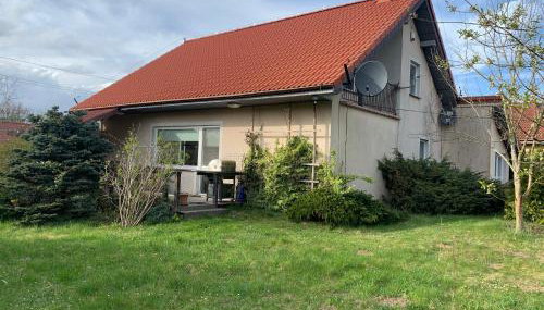 Dom z Ogrodem blisko Trójmiasta i Kaszub - Foto 1, Garden