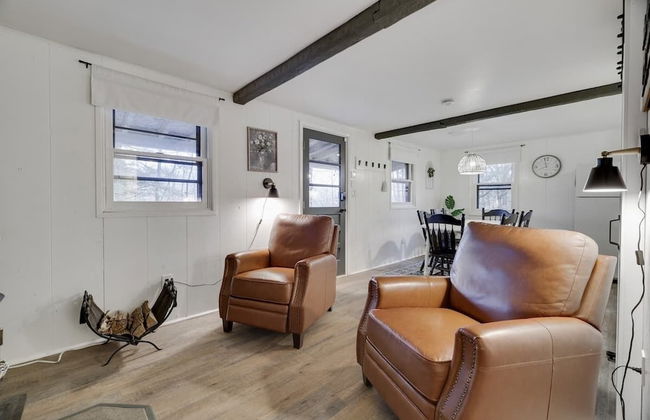 Little Gray Cabin 2 Bedroom Home by RedAwning - Foto 20