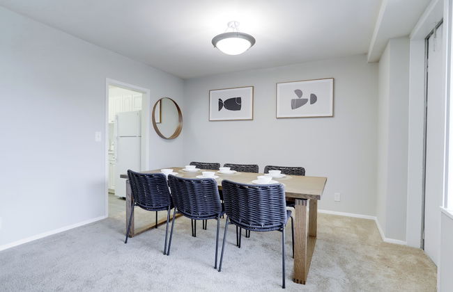 Bright Comfort in DC Apts - Foto 39