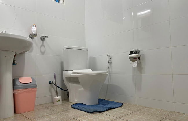 The Mugabi's Spacious Private Room - Foto 23