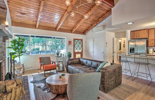 Modern and Unique Cabin with Deck by Lake Gregory! - Foto 4