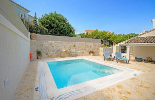 Villa Petroula by Villa Plus - Photo 3