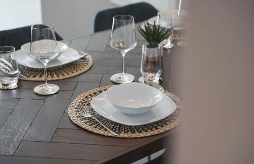 DELUXE APARTMENT 2 Schlafzimmer - Aufzug - kostenlos Parken - Balkon - Messe Flughafen - Foto 16